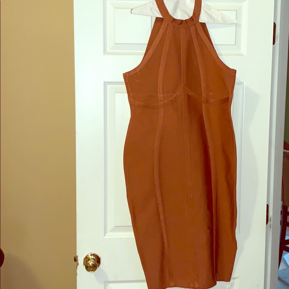 Dress zipper down the back